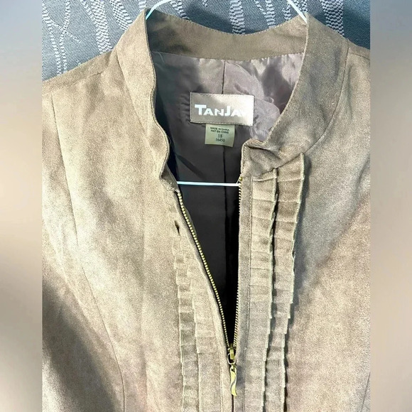 TanJay - Stylish Tan Jacket - Size 18 🧥👌 - Picture 2 of 9